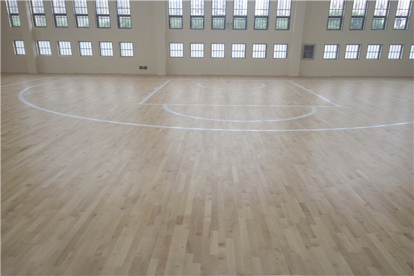 運動木地板，實木運動木地板